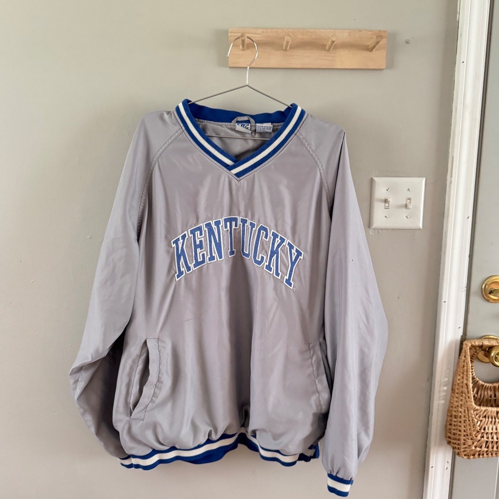 vintage University of Kentucky pullover windbreaker jacket